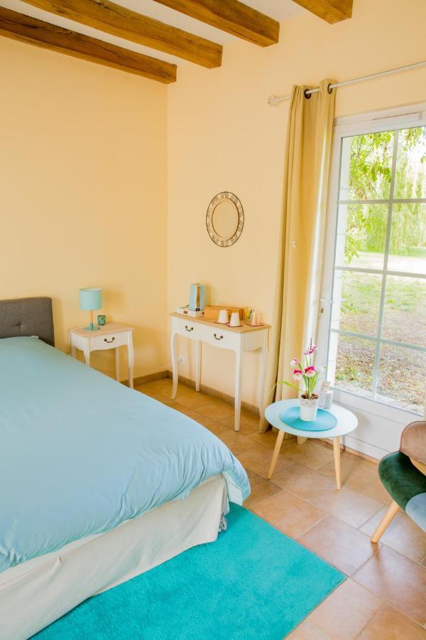 Bed and Breakfast La Tour De La Conterie Beaumont-Village Экстерьер фото