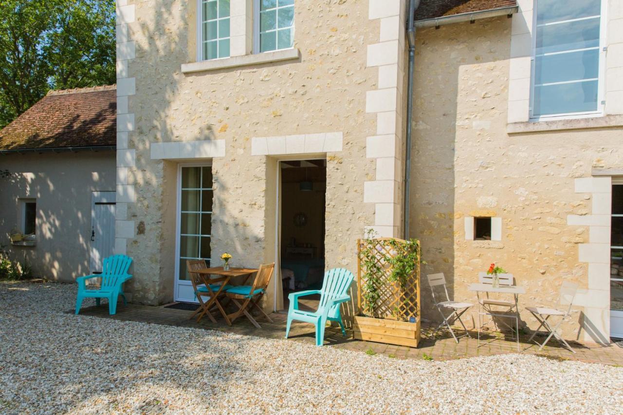Bed and Breakfast La Tour De La Conterie Beaumont-Village Экстерьер фото